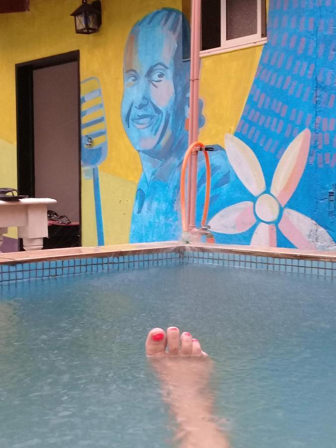 La Casa De Los Murales Avellaneda  Kültér fotó